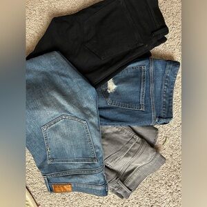 Express jeans sizes 8-10 straight legs